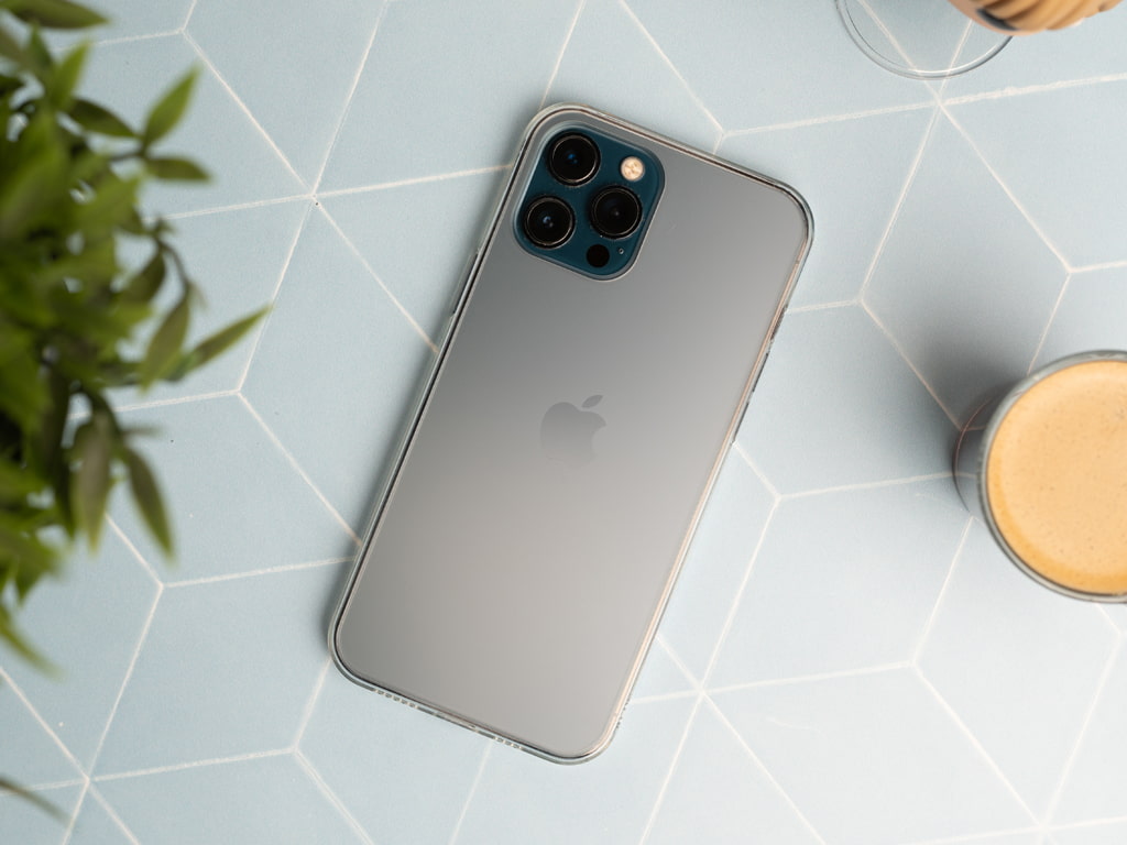 Baseus Frosted Glass ochranný kryt pro iPhone 12 Pro Max - Průhledný 2